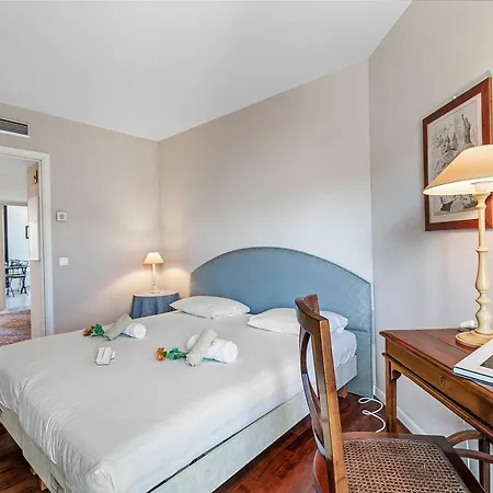 Hyper Centre * Cannes