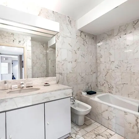 Hyper Centre Apartment *