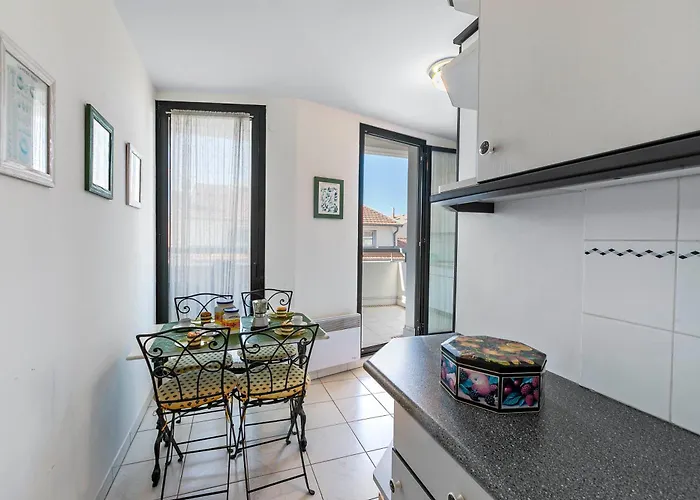 Hyper Centre Apartman